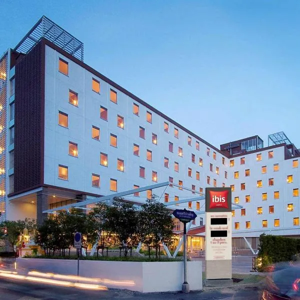 ibis Bangkok Sathorn, hotel en Bangkok