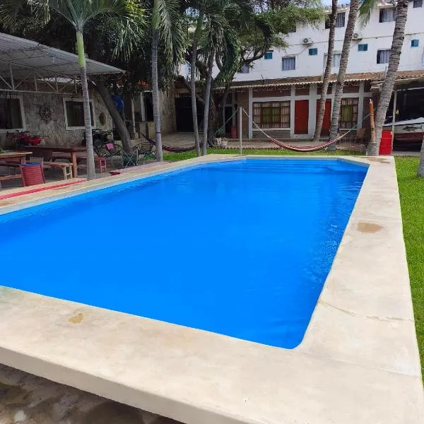 Stone House Mancora, hotel en Máncora