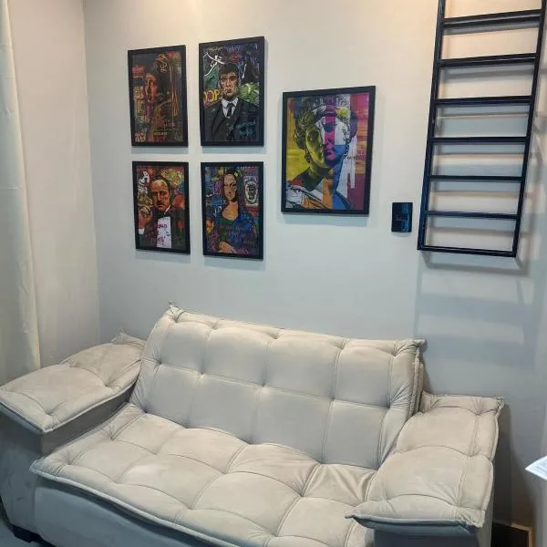 Montes Claros में, होटल D Castro Art House