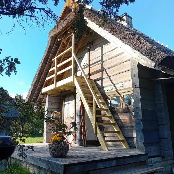 Romantiline saunamaja Pädaste lahe ääres,位于帕达斯特的酒店