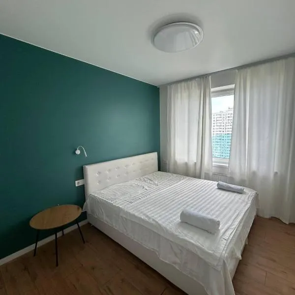 Апартаменти La Familia в ЖК Одеський Бульвар Od 443, hotelli kohteessa Teremki
