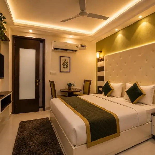 Hotel The Starmount In Near IGI Airport Free Airport Pickup & Drop, hotel v mestu Someshwar