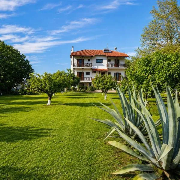 Pilgrimos Apartments, hotel in Ierissós