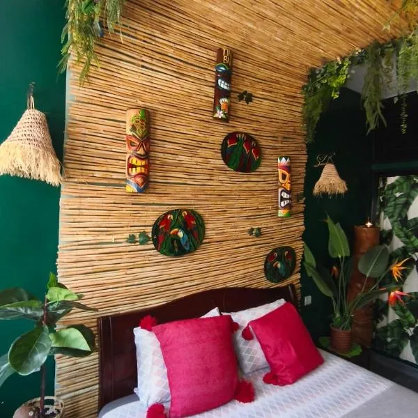Premium Flat Agadir - Immersive rental --- Maison Bleue --- Fast wifi, hotel in Agadir