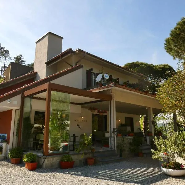 Hotel Il colle di Monterosso، فندق في مونتيروسّو ال ماري
