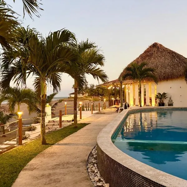 Hotel Lunazul In Costa Esmeralda, hotel din La Vigueta