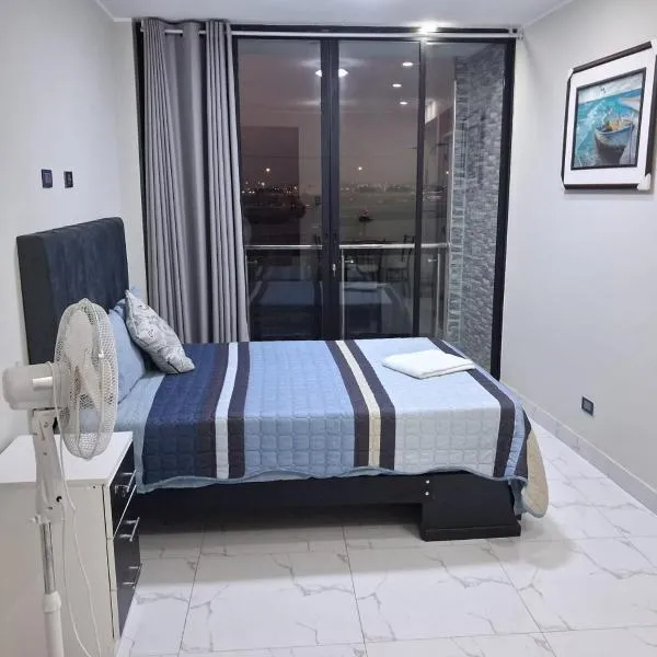Family Accommodation - Includes taxi from the airport to the apartment, Hotel in Lima
