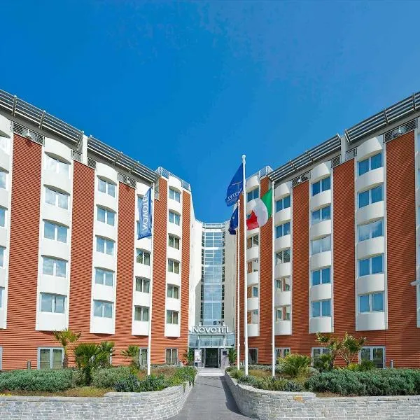 Novotel Salerno Est Arechi: Salerno'da bir otel