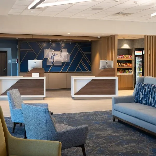 Holiday Inn Express & Suites Fort Walton Beach - Eglin Area by IHG, khách sạn ở Fort Walton Beach