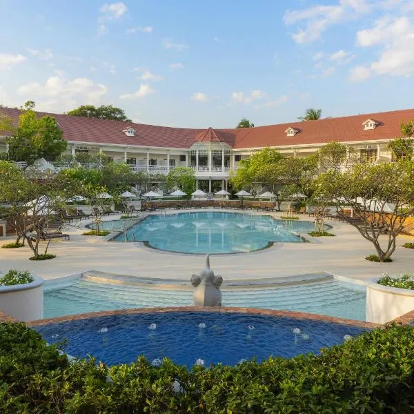 Centara Grand Beach Resort Hua Hin, hotel din Hua Hin