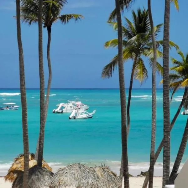 CARIBBEAN DREAMS Apartment & Villas - OCEAN VIEW - POOL - BBQ, hotel a Punta Cana