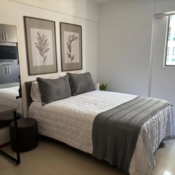 Flat em Ponta Verde - Costa Nova VIP, 1 Quarto perto da Praia, hotel em Maceió