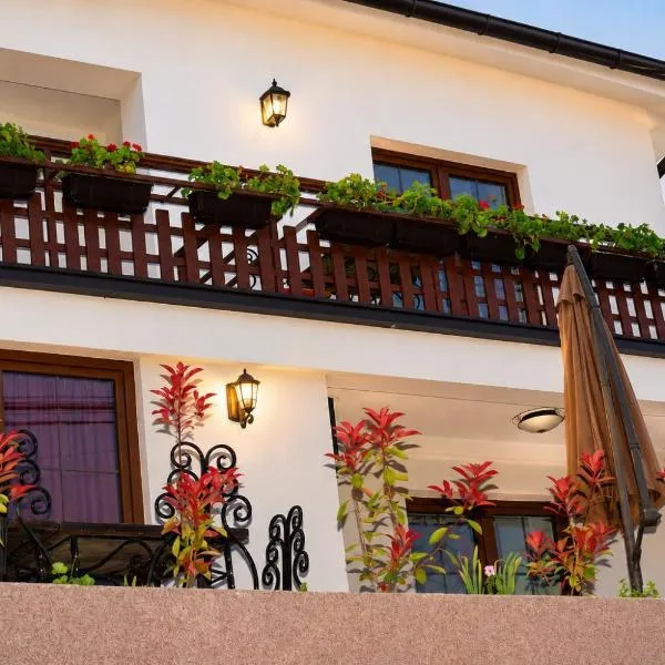 Robinson Sunrise House Old town, hotel em Ohrid