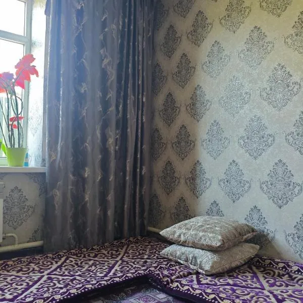 Дом, hotel a Bixkek