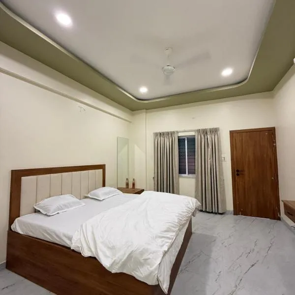 Shree Sant Mirabai Maharaj Shirkar Bhakta Nivas, hotel v destinácii Pandharpur