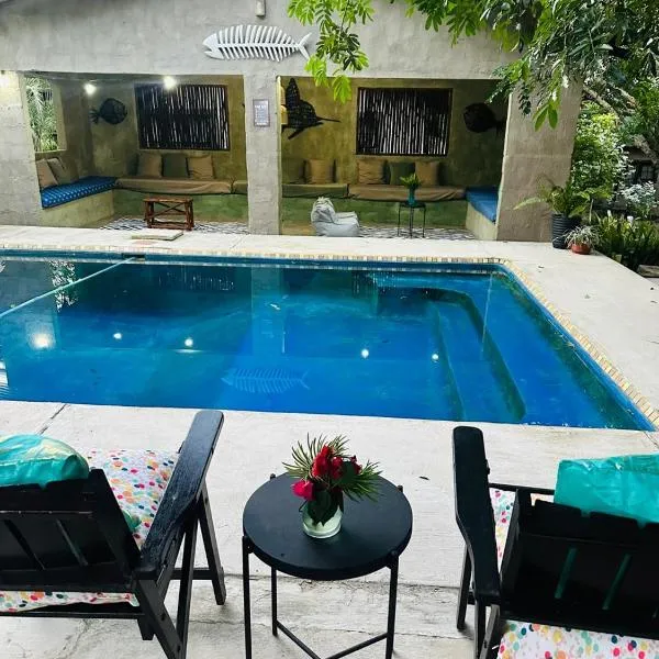 Emoyeni Eco Lodge, hotel a Sodwana Bay