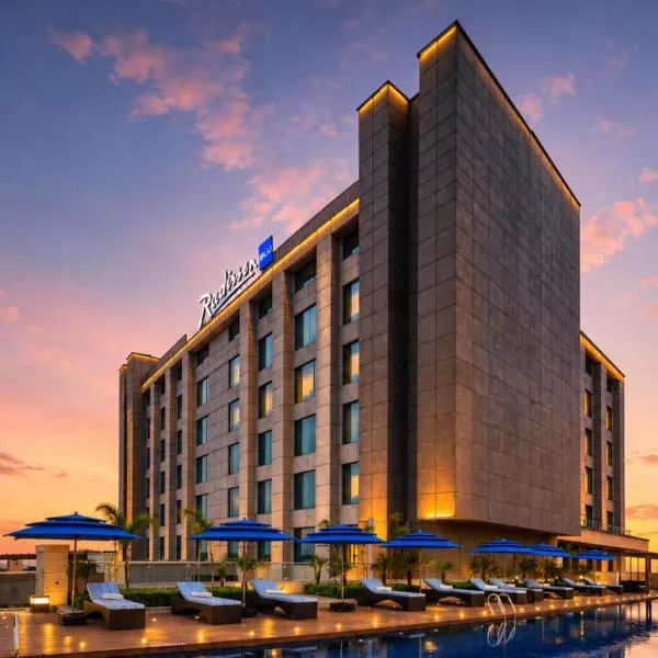 Radisson Blu Hotel New Delhi Paschim Vihar, hotel in New Delhi