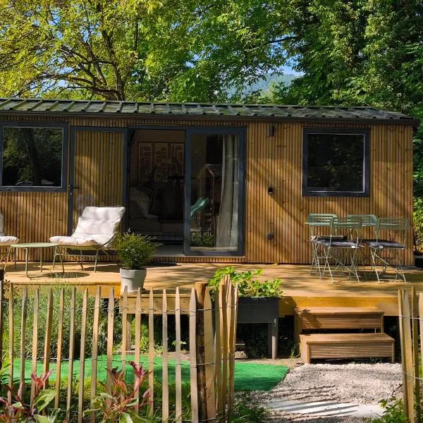 Tiny House ALPEA, hotel di Fillinges