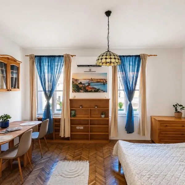 Budapest Thermal Silent Apartment, готель у Будапешті
