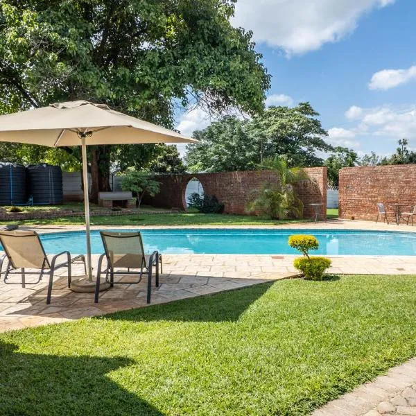Highlands에 위치한 호텔 36 Alexander Guesthouse,Highlands,Harare