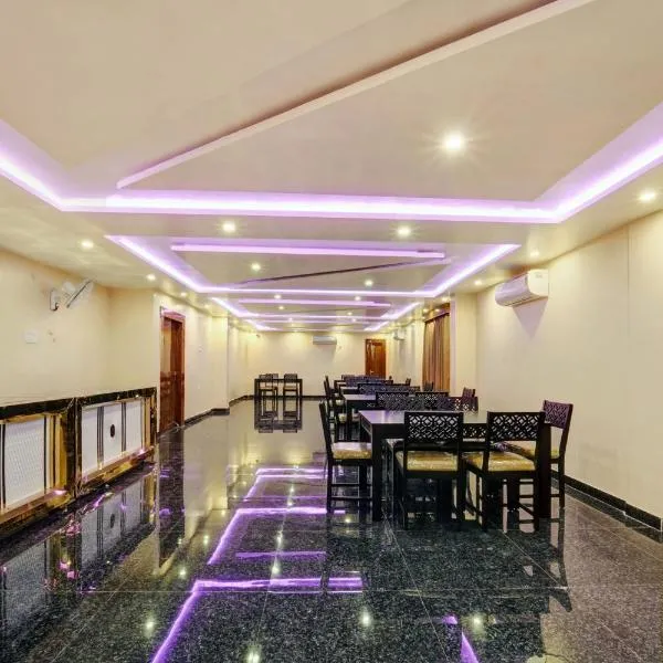 Super Townhouse OAK The Dev Regency, hôtel à Patna