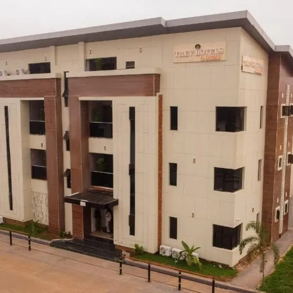 Trev Hotels and Suites, hótel í Asaba