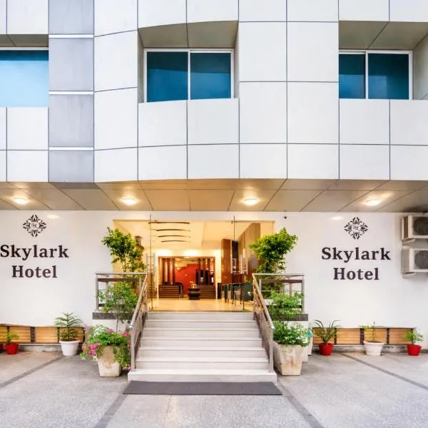 Skylark Hotel by Gabrian Hotels, hotel em Gurgaon