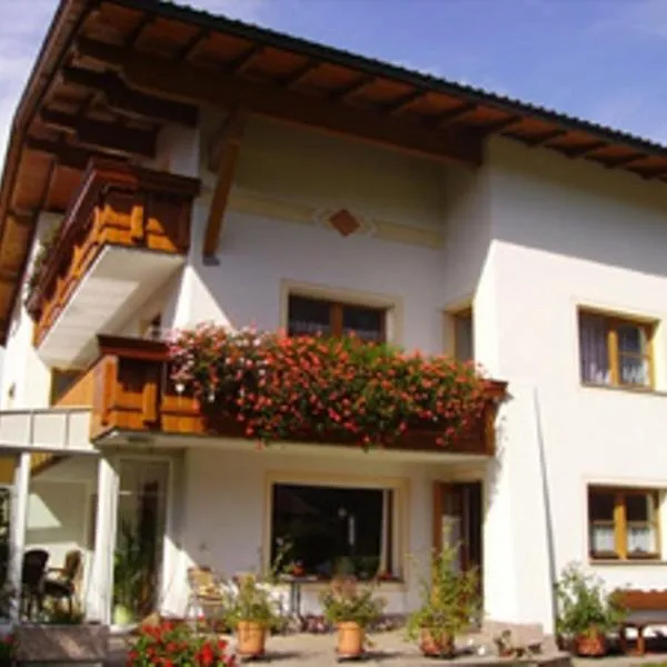 Komfortzimmer Widauer, ξενοδοχείο σε Ebbs