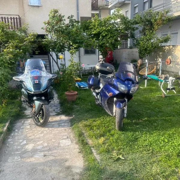 Rooms Struga free parking quiet area, hotel v destinácii Struga