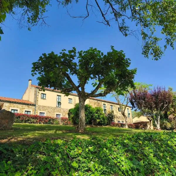 Casa Milia Arzúa - Transporte gratuíto desde la ciudad o conexión directa a pie desde el Camino, hotel Arzúában