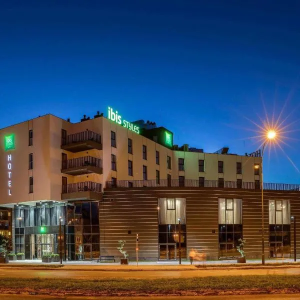 Viesnīca ibis Styles Nowy Sacz pilsētā Novi Sonča