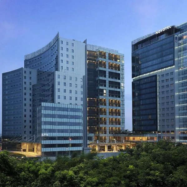 Novotel Samator Surabaya Timur, hotel u gradu 'Surabaya'