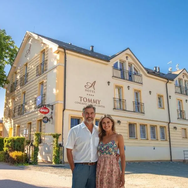 Hotel Tommy Wellness & Spa, hotel din Náchod