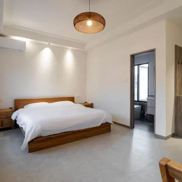 裸心海, hotel Csinhuangtaóban