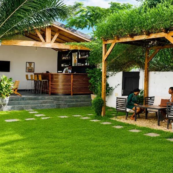 Ahomé Guest house & Lounge, hotel v destinaci Lomé