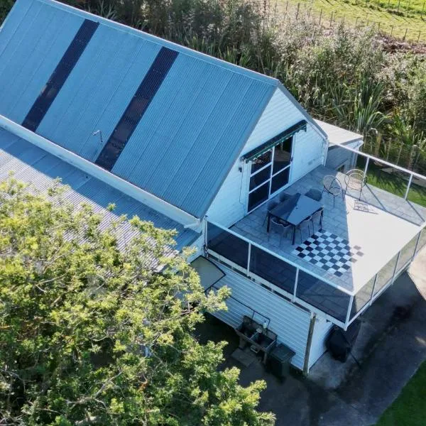 Hawkstone Hideaway - Your Peaceful Getaway, hotel di Ratana