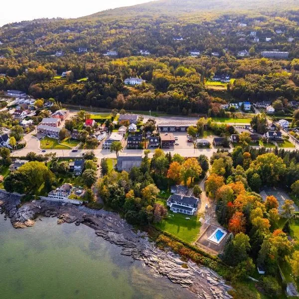 Clarion Pointe La Malbaie, hotel u gradu 'La Malbaie'