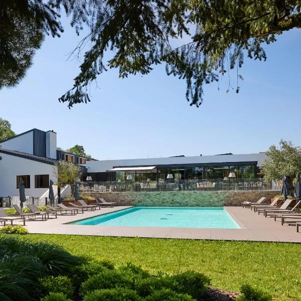 Hôtel Parc du Landreau, ξενοδοχείο σε Les Herbiers