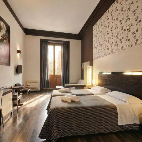 Alhambra Suites, Madryt