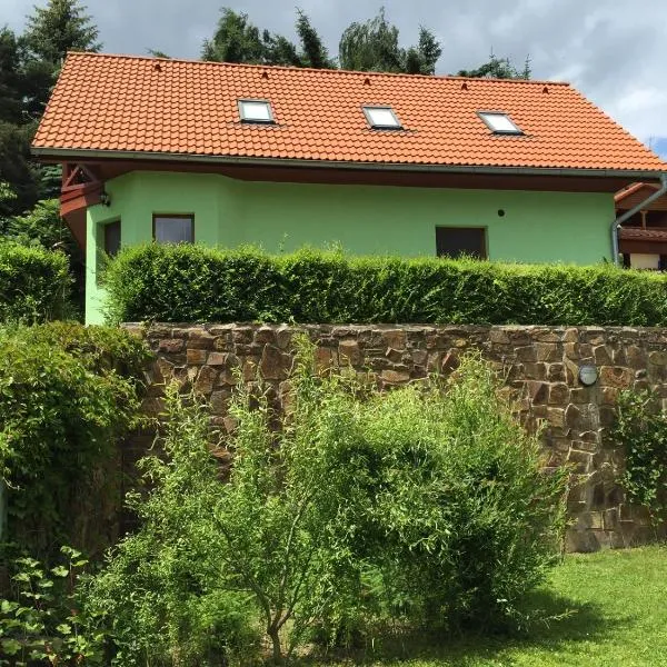 Chata Miška, hotel in Drienica