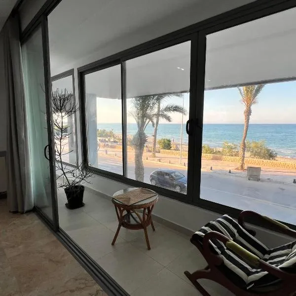 Mahdia apartment with sea view, hotel din Hiboun
