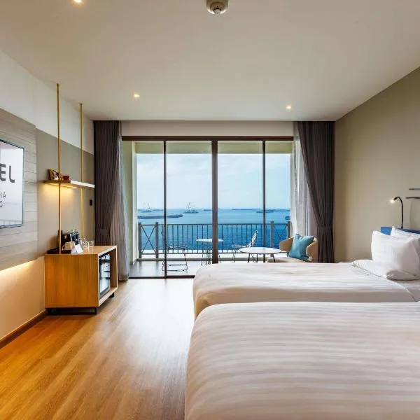 Novotel Koh Si Chang, hotel v destinácii Ban Phanu Rangsi