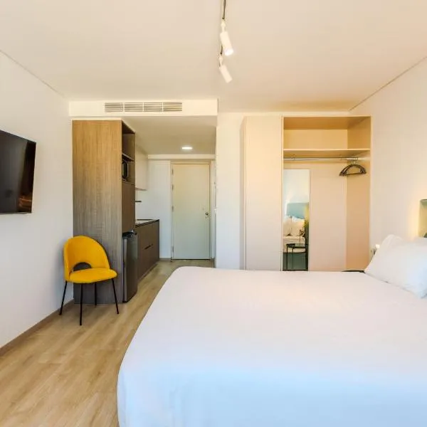 Old Town 63, hotel v mestu Paphos City