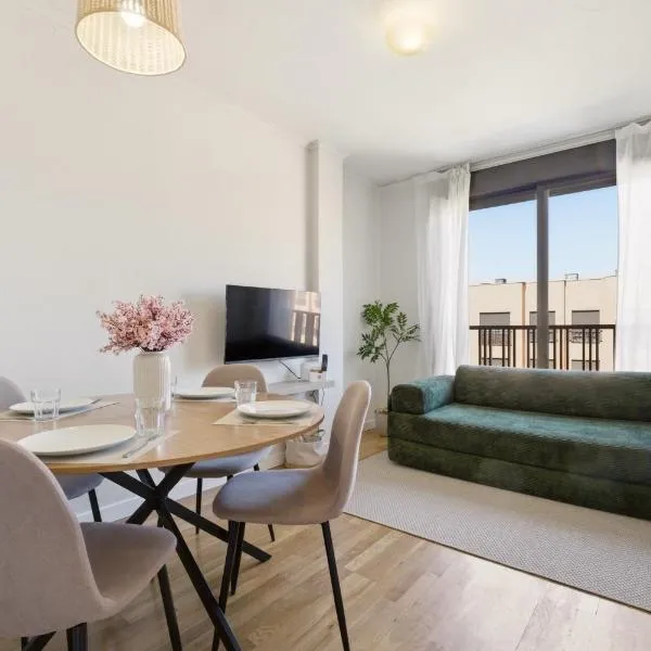 Apartamento acogedor cerca del Aeropuerto e IFEMA, хотел в Мадрид