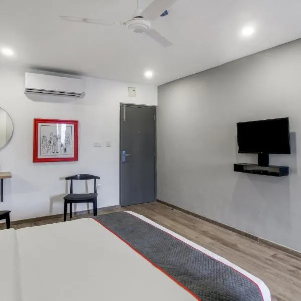 Super Townhouse RCC Majestic 397 LB Nagar, hotel u Hyderabadu