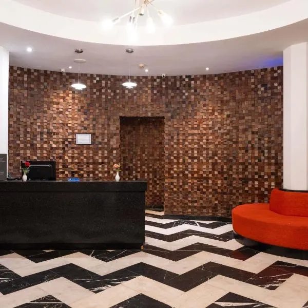 Ibis Meknès, hotel v mestu Meknès