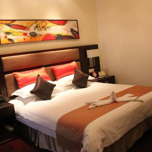 Golden Horse Hotel, hotel sa Mohe