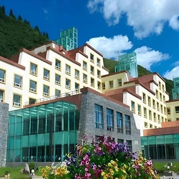 Seercuo International Hotel, hotel u gradu Zhangla