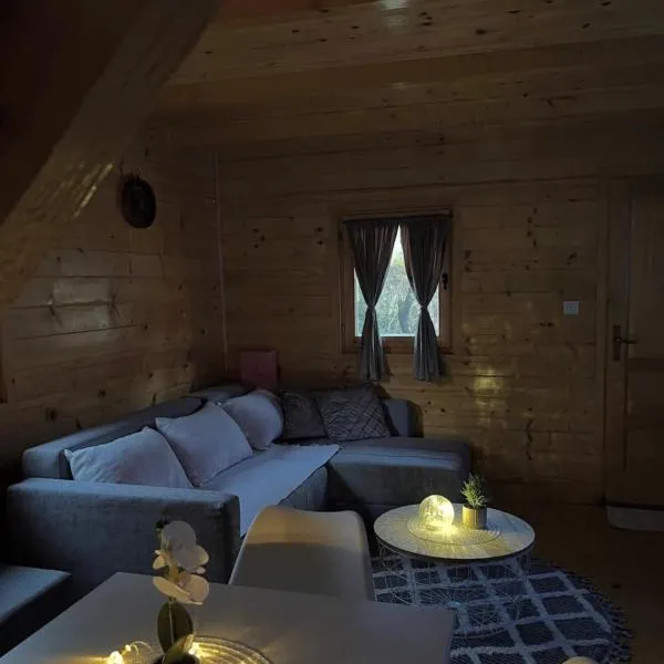 Grahovo Cabins Mijatov Raj, hotel v destinaci Grahovo