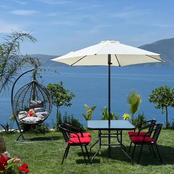Sebi's Chalet with Sea View, hotel v Vlorë